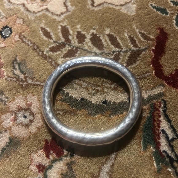 SILPADA Sterling Silver .925 Signed Hammered Round Bangle Bracelet, 49g - Picture 1 of 4